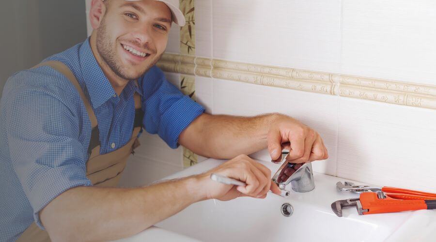 Professional clogged drains services in New London, OH